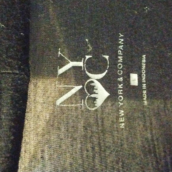 New York and Co. Cardigan - Picture 3 of 3